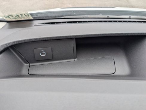 New 2026 Ford Transit 250 148 Medium Roof image 24