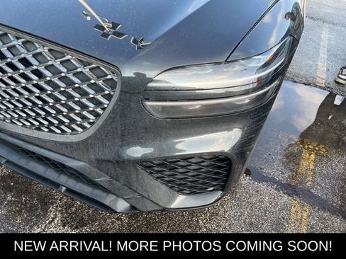 Used 2023 Genesis GV70 2.5T w/ Sport Prestige Package image 2