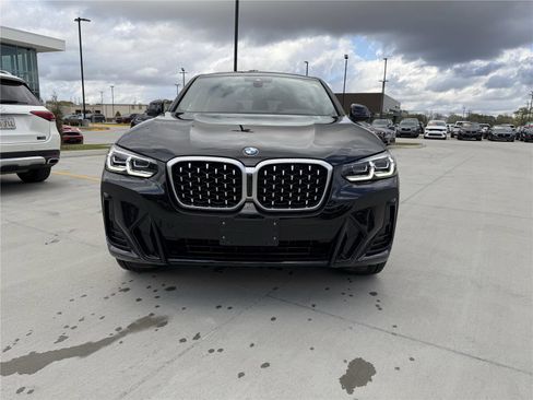 Certified 2025 BMW X4 xDrive30i image 2