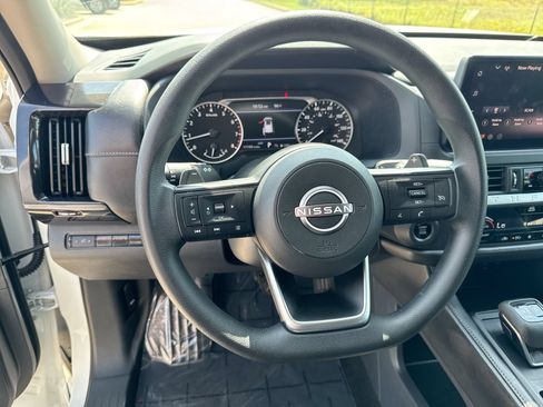 Used 2026 Nissan Pathfinder S AWD/4WD image 14
