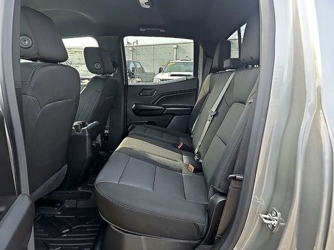 New 2026 Chevrolet Equinox EV LT image 6