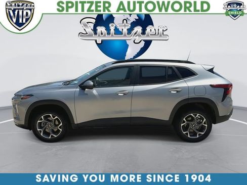 Used 2024 Chevrolet Trax LT w/ Driver Confidence Package FWD image 6