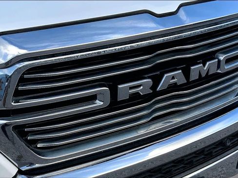 Used 2021 RAM 1500 Laramie AWD/4WD image 29