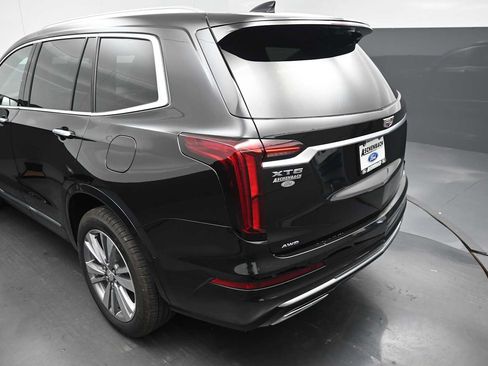 Used 2024 Cadillac XT6 Premium Luxury w/ Technology Package AWD/4WD image 15
