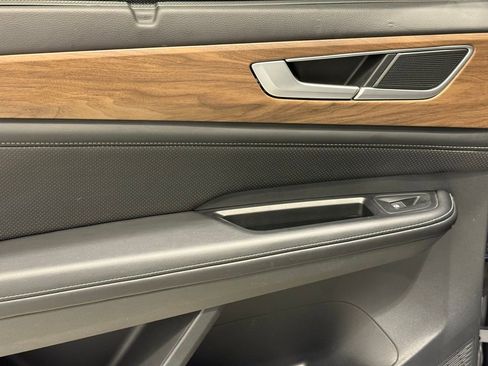 Used 2024 Volkswagen Atlas SE image 21