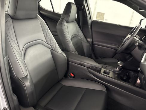 Used 2024 Lexus UX 250h FWD image 24