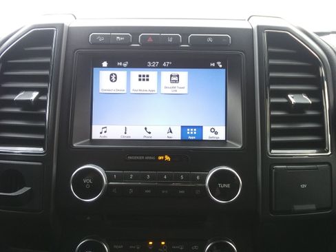 Used 2018 Ford Expedition Max Limited AWD/4WD image 26