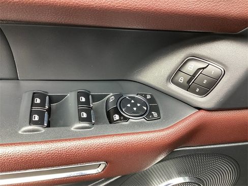 Used 2023 Ford Expedition Limited image 27