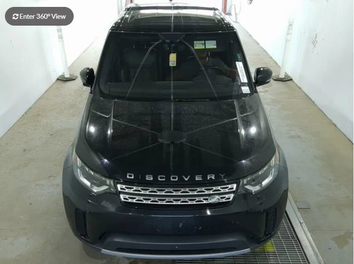 Used 2017 Land Rover Discovery HSE AWD/4WD image 4