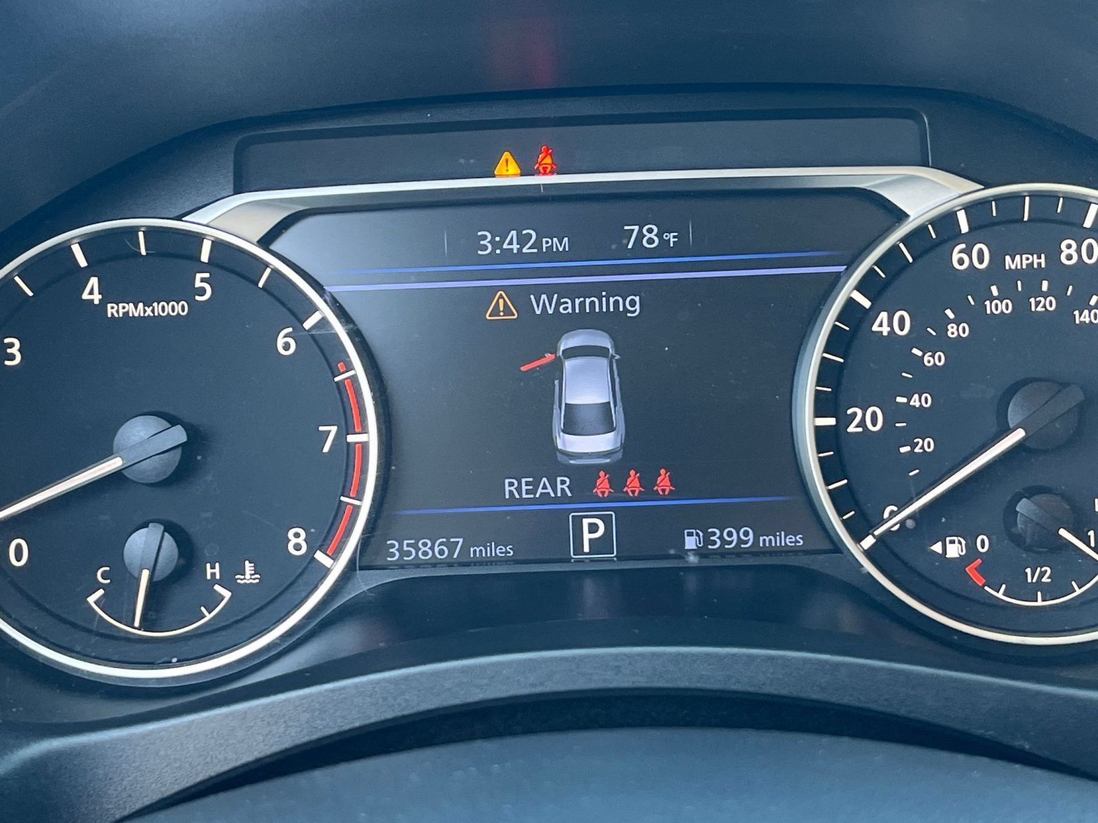 Used 2025 Nissan Altima 2.5 SV FWD image 40
