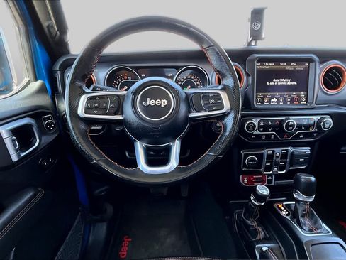 Used 2023 Jeep Gladiator Mojave w/ Cold Weather Group AWD/4WD image 6