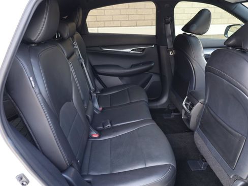 Used 2023 INFINITI QX55 Luxe w/ Cargo Package AWD/4WD image 29