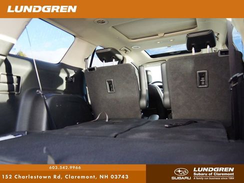 Used 2017 GMC Acadia Denali w/ Technology Package image 37