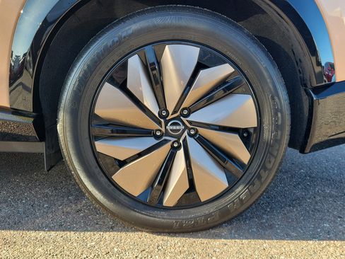 Certified 2023 Nissan Ariya FWD image 7