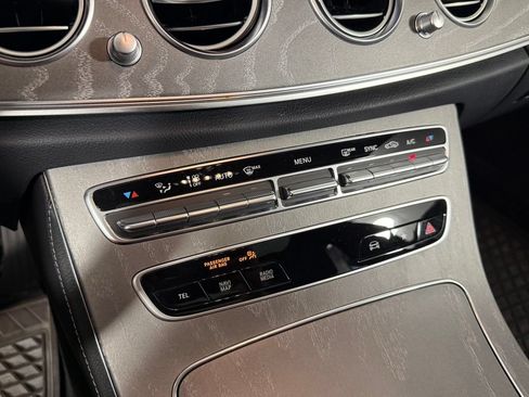 Used 2023 Mercedes-Benz E 450 4MATIC Sedan image 28