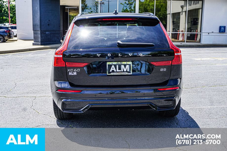Used 2024 Volvo XC60 B5 Plus AWD/4WD image 10