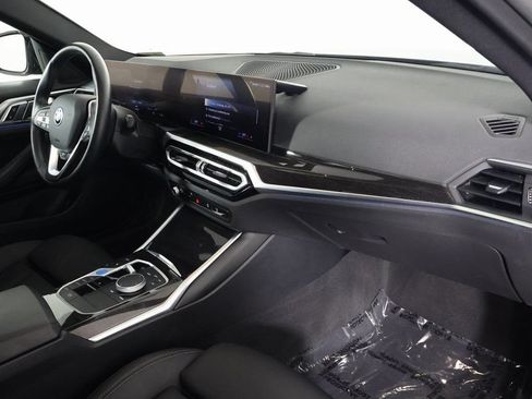 Used 2023 BMW i4 eDrive35 w/ Premium Package RWD image 9