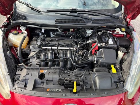 Used 2015 Ford Fiesta SE FWD image 15