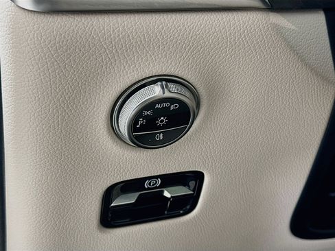 Certified 2026 Mercedes-Benz GLC 300 4MATIC image 11