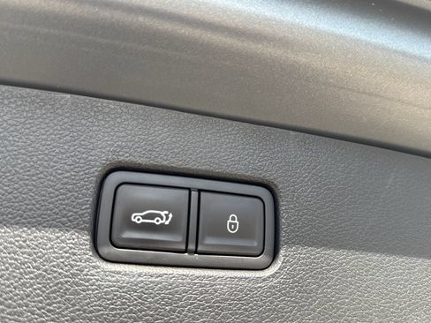 Used 2024 Genesis GV80 2.5T AWD/4WD image 47