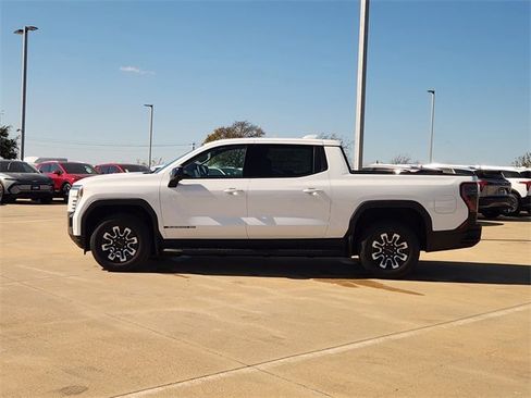 New 2026 GMC Sierra EV Elevation image 4
