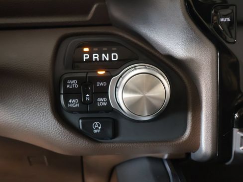 Used 2026 RAM 1500 Laramie AWD/4WD image 9