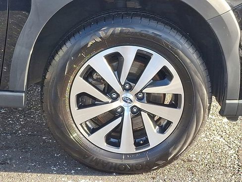 Used 2024 Subaru Outback Premium w/ Popular Package #1A image 8