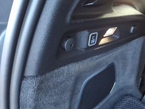 Used 2021 Jeep Grand Cherokee L Summit w/ Advanced Protech Group IV image 9