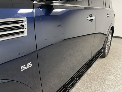 Used 2018 INFINITI QX80 4WD w/ Driver Assistance Package image 17