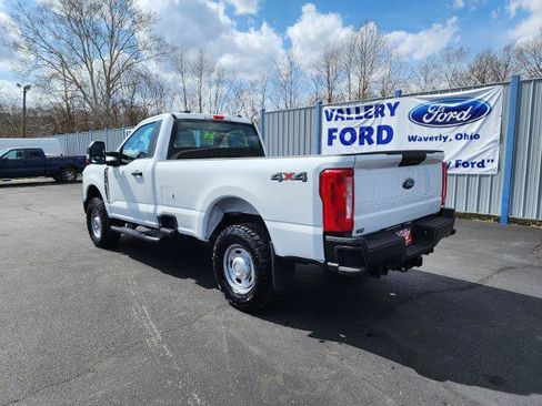 Certified 2025 Ford F250 XL w/ XL Off-Road Package AWD/4WD image 3