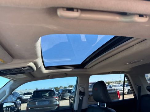 Used 2020 Toyota 4Runner 4WD image 17