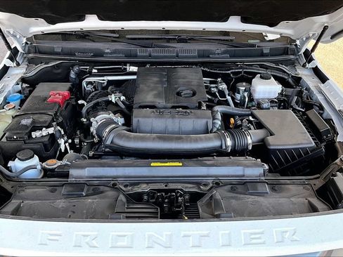 Used 2024 Nissan Frontier SV w/ Technology Package AWD/4WD image 31