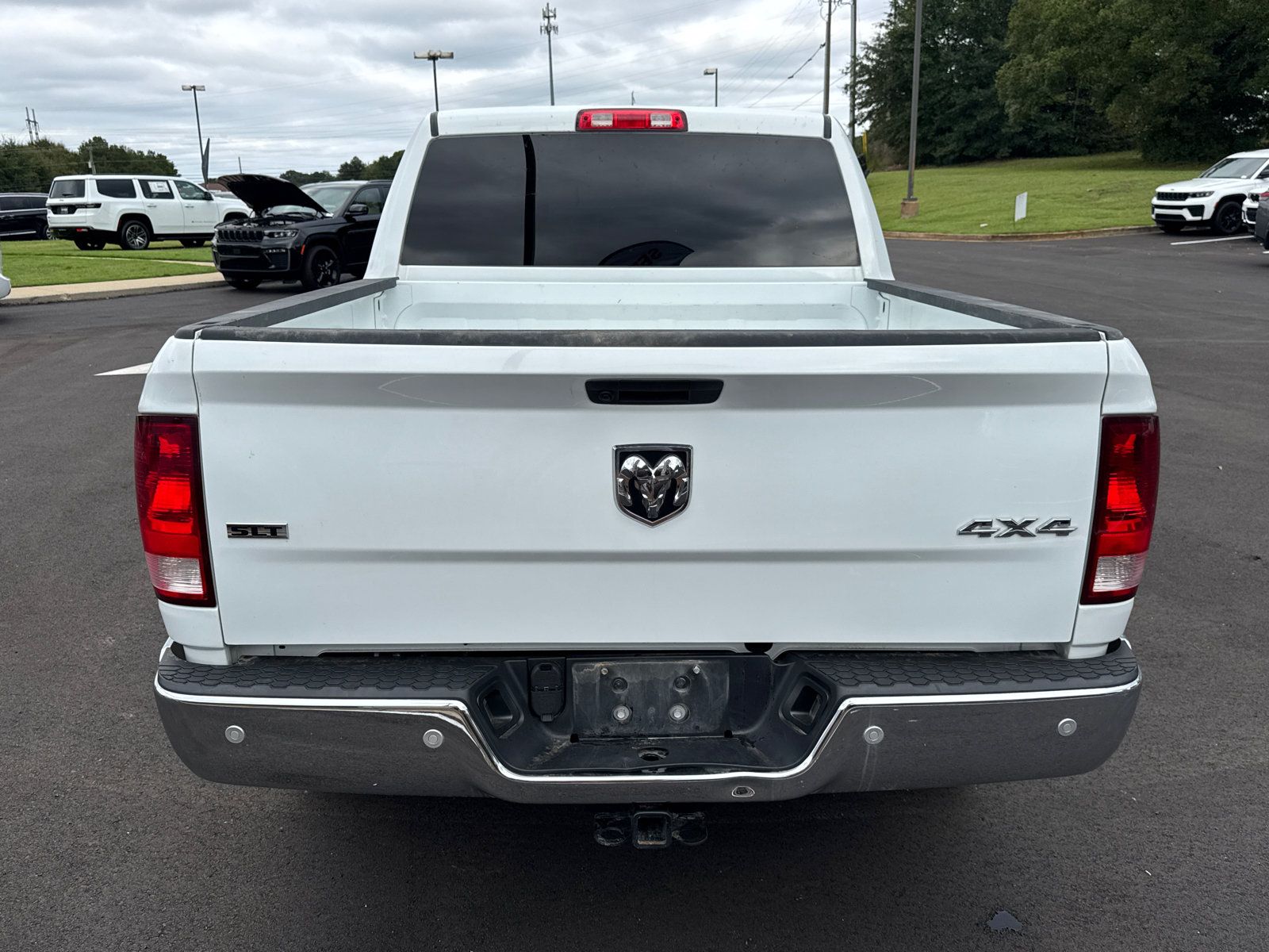 Used 2022 RAM 1500 Classic SLT w/ Electronics Group AWD/4WD image 6