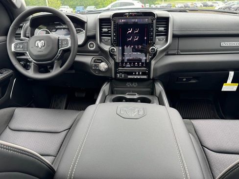 New 2026 RAM 1500 Laramie AWD/4WD image 8