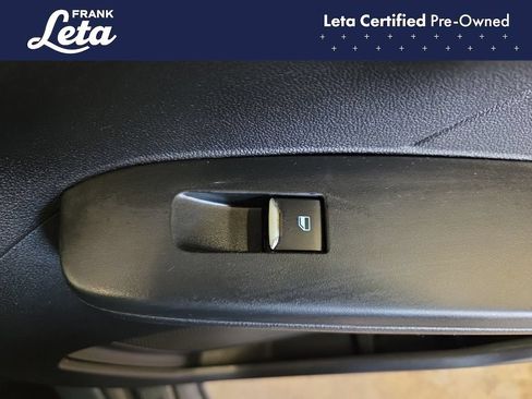 Used 2022 Ford Escape SE w/ Convenience Package FWD image 22