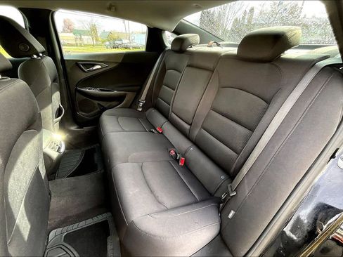 Used 2025 Chevrolet Malibu LT image 21