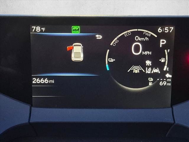 Used 2026 Toyota Prius Plug-In Hybrid FWD image 10