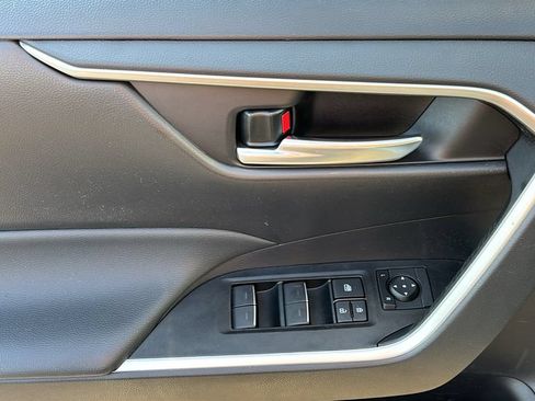 Used 2023 Toyota RAV4 XLE w/ Convenience Package AWD/4WD image 11