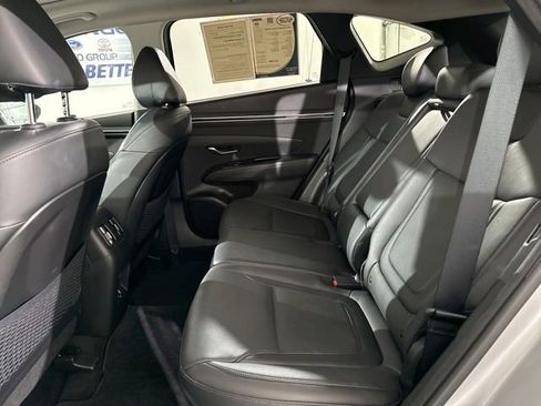 Used 2023 Hyundai Tucson Limited image 18