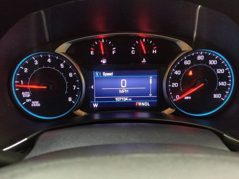 Used 2021 Chevrolet Equinox LT FWD image 23