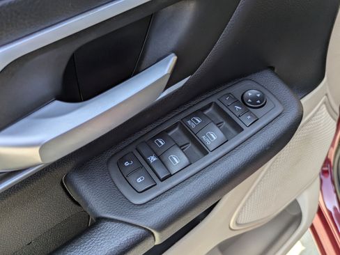 Used 2021 RAM 1500 Big Horn RWD image 10