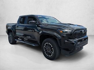 Used 2025 Toyota Tacoma TRD Sport AWD/4WD video 3