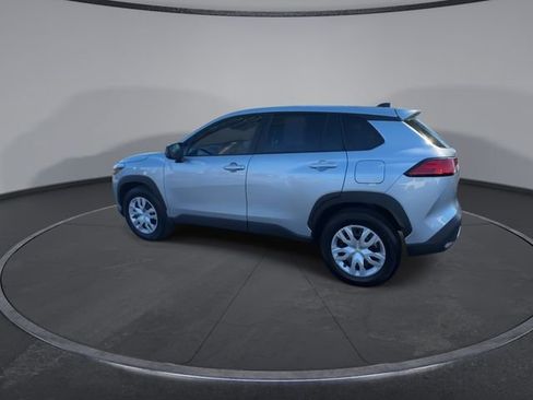 Used 2025 Toyota Corolla Cross L image 10