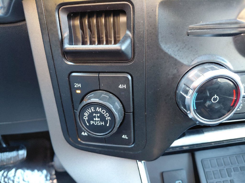 Used 2022 Ford F150 Lariat w/ Equipment Group 502A High AWD/4WD image 37