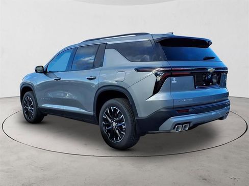 New 2026 Chevrolet Traverse LT w/ Sun and Wheel Package image 7