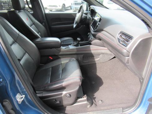 Used 2024 Dodge Durango GT RWD image 10