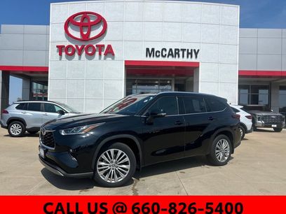 Used 2023 Toyota Highlander Platinum