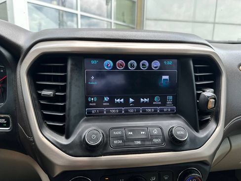 Used 2017 GMC Acadia Denali FWD image 8