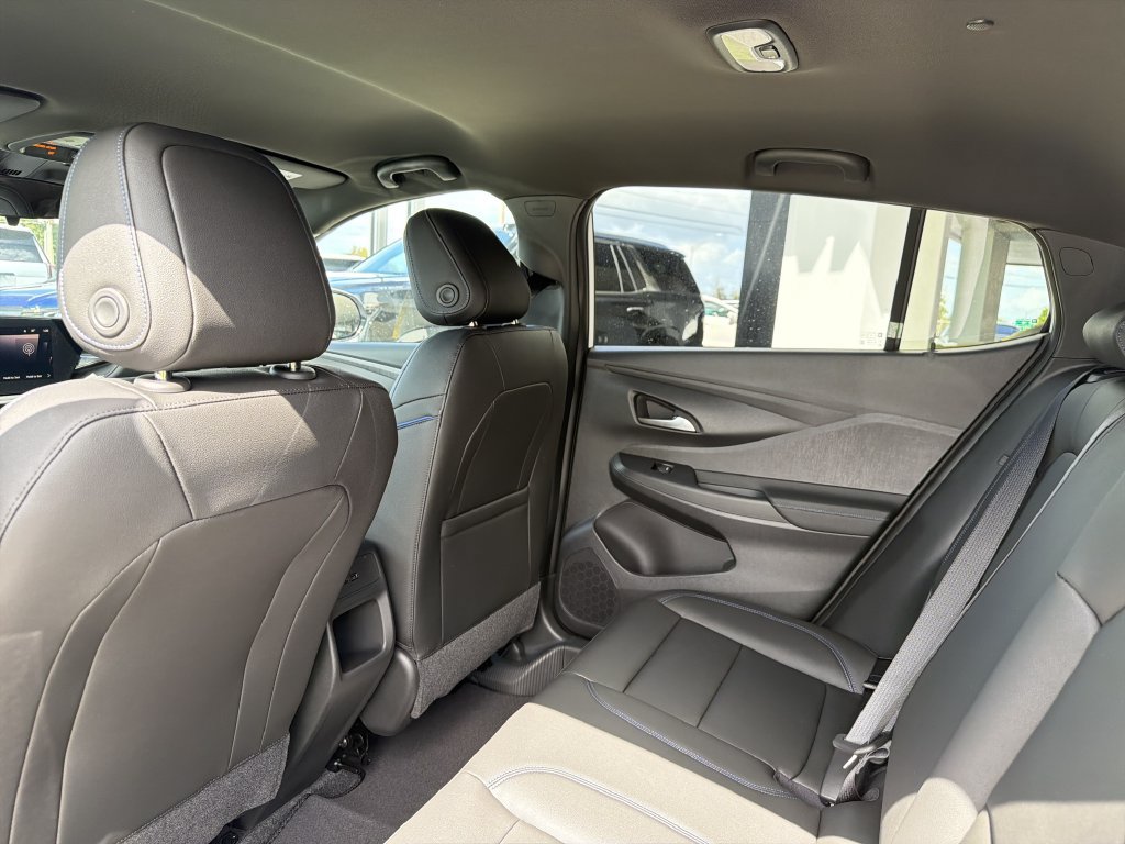 New 2026 Buick Envista Sport Touring w/ Convenience I Package FWD image 19