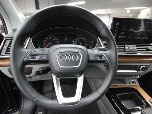 Used 2022 Audi Q5 2.0T Premium w/ Convenience Package image 15